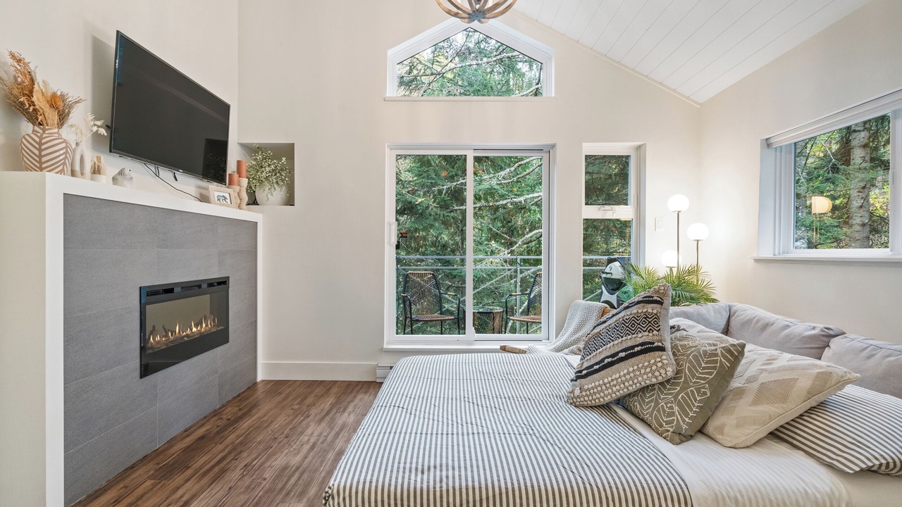 Photo of Bedroom in Whistler Creekside