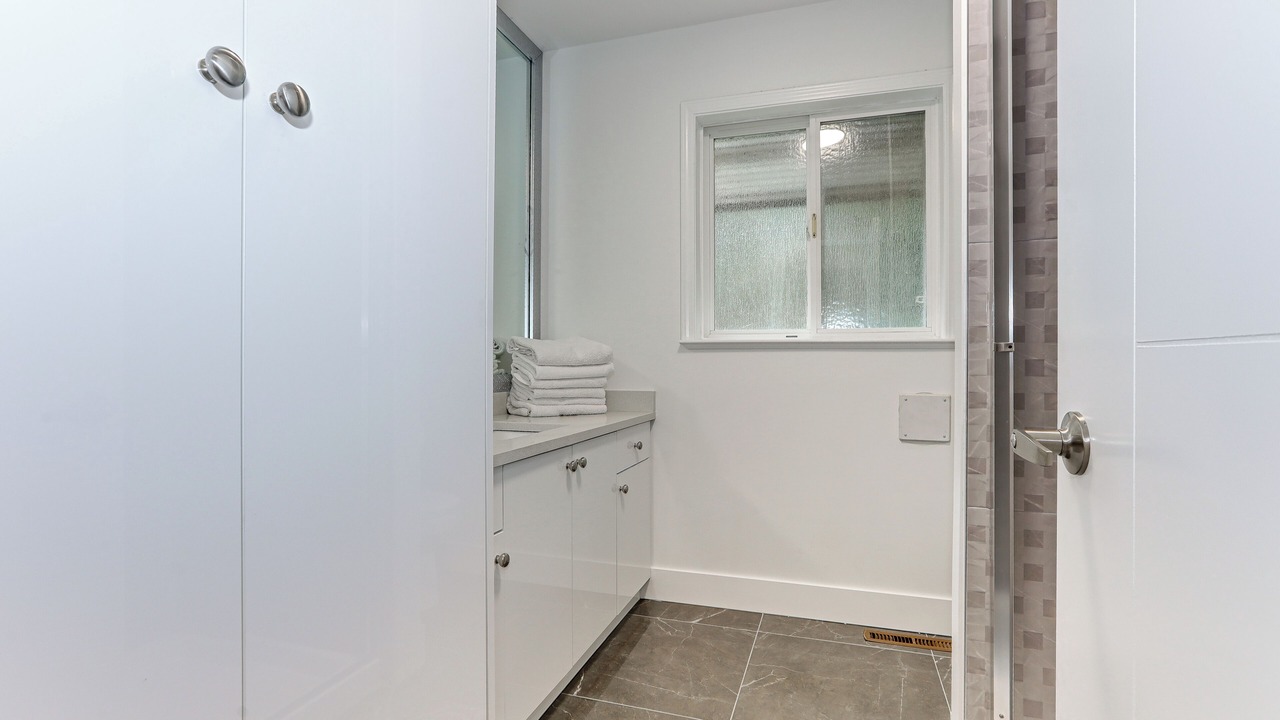 Photo of Bathroom in Harrison Hot Springs