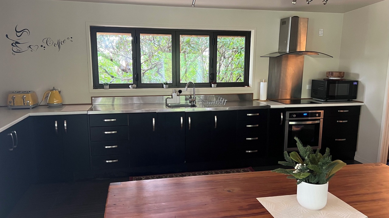 Photo of Kitchen in Tuateawa