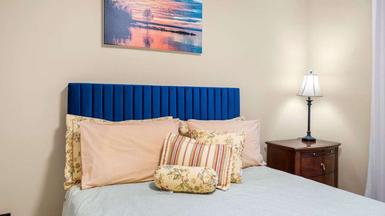 Photo of Bedroom in Applewood