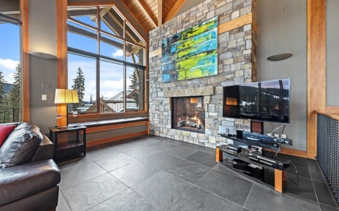 Photo of Livingroom in Sundance Estates