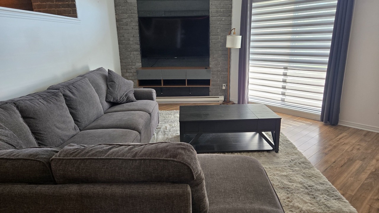 Photo of Livingroom in Mascouche