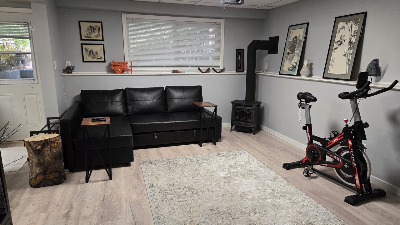 Photo of Others in District of North Vancouver