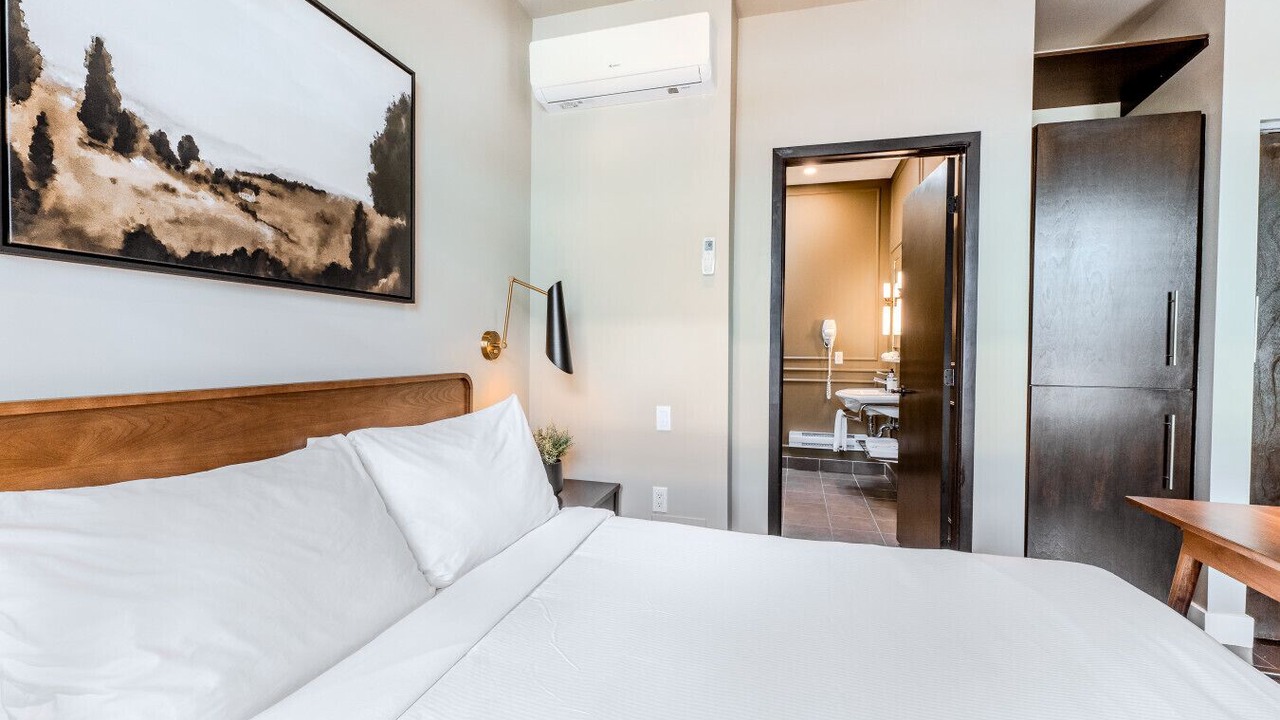 Photo of Bedroom in Latin Quarter