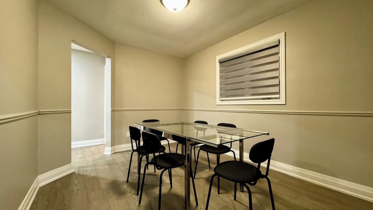 Photo of Livingroom in Ajax