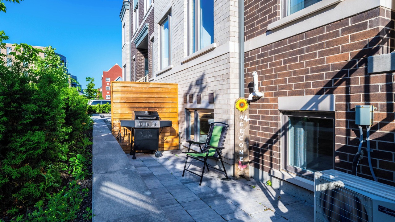 Photo of Patio Balcony in New Toronto