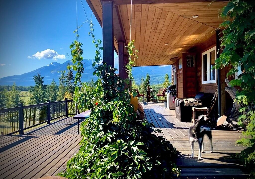 Photo of Patio Balcony in Moricetown