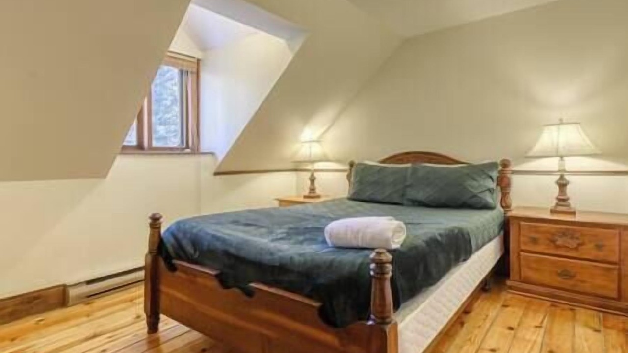 Photo of Bedroom in St-Adolphe-d'Howard