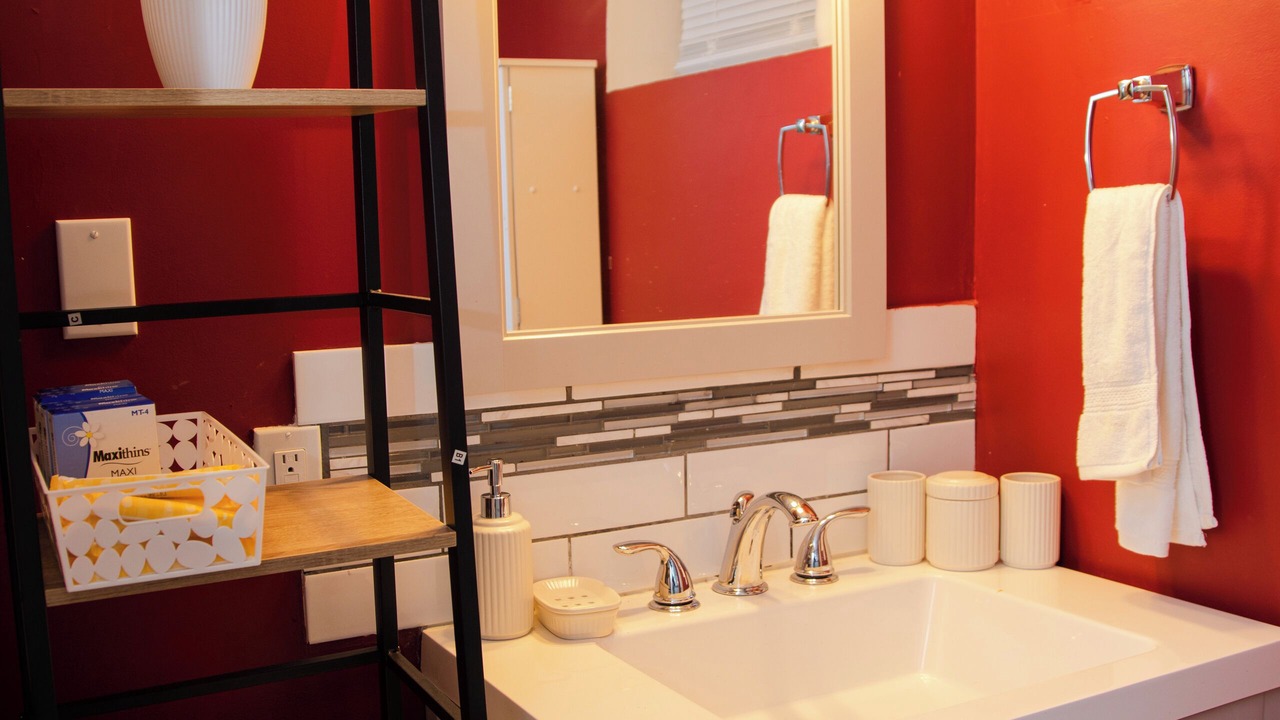 Photo of Bathroom in East Kildonan