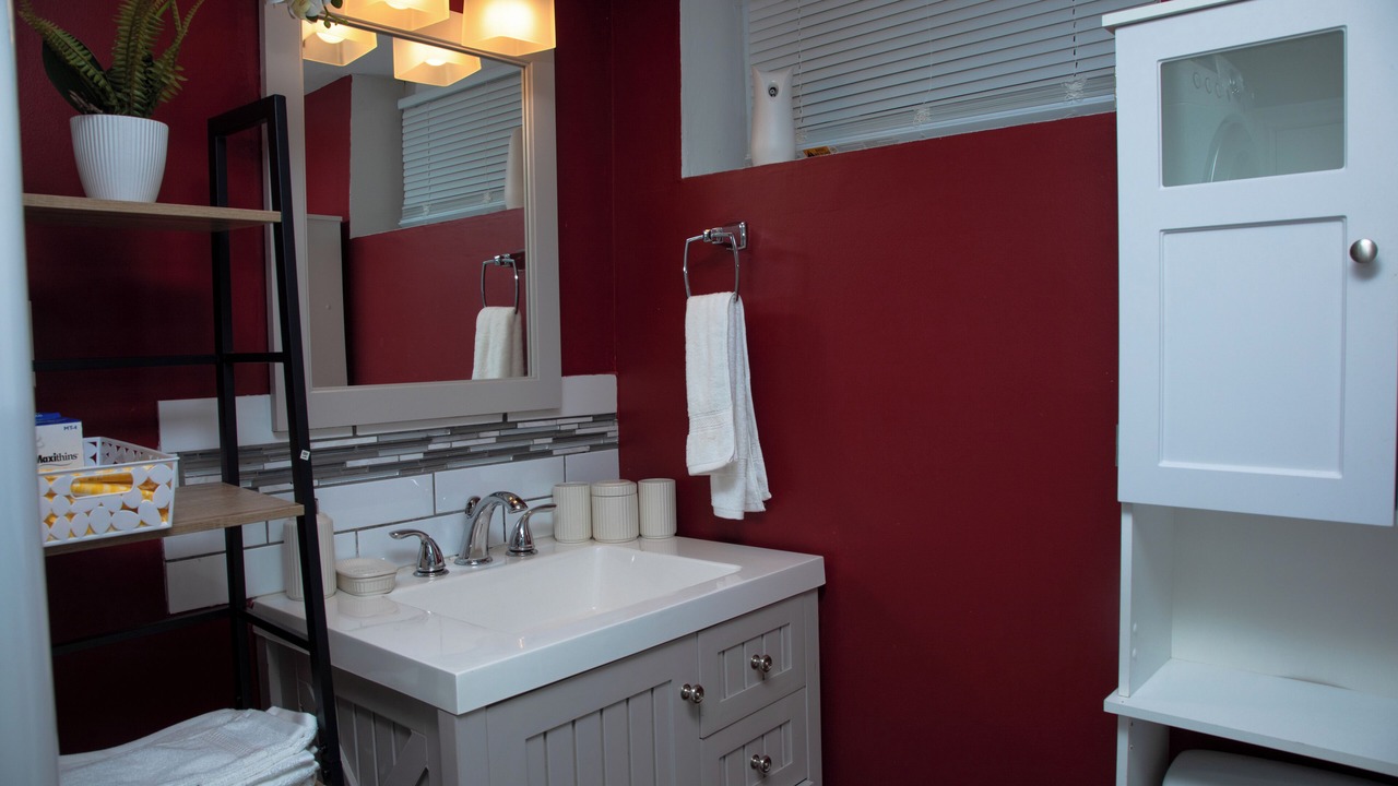 Photo of Bathroom in East Kildonan