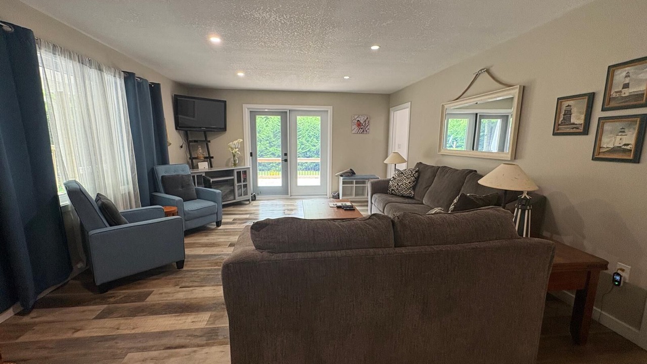 Photo of Livingroom in South Bruce Peninsula