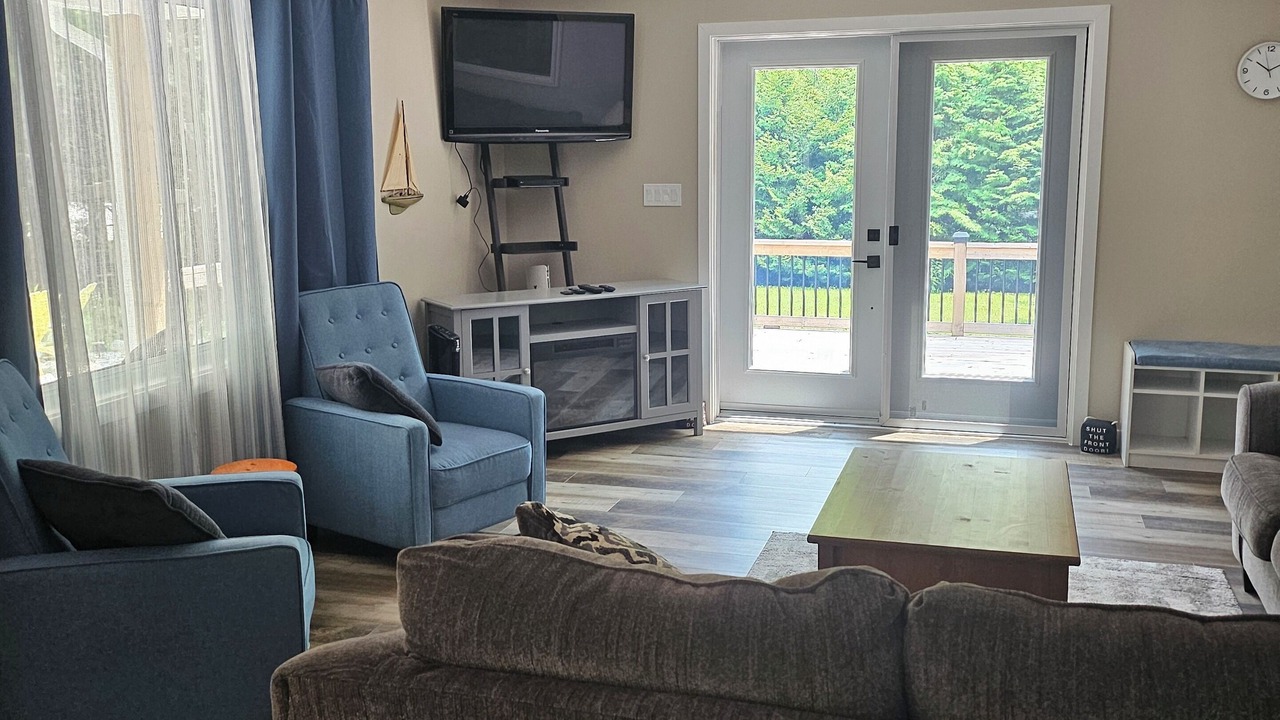 Photo of Livingroom in South Bruce Peninsula