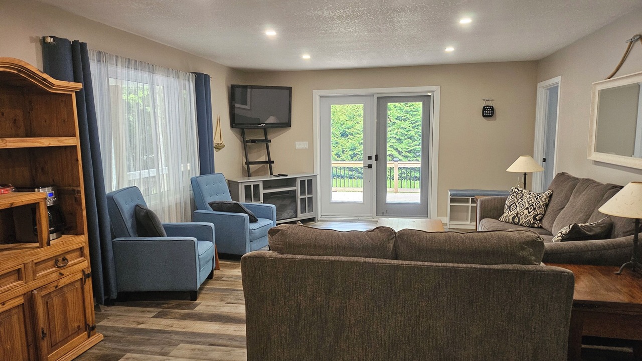 Photo of Livingroom in South Bruce Peninsula