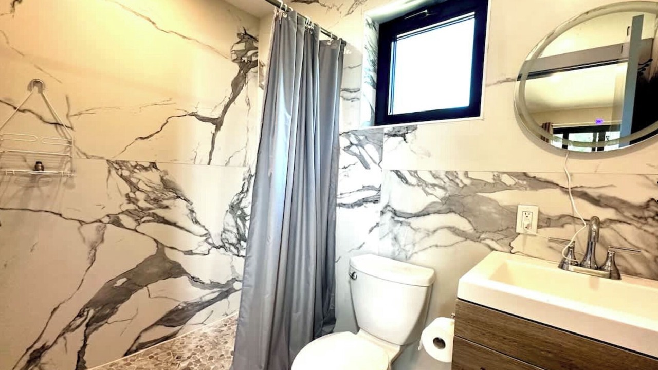Photo of Bathroom in Harwood