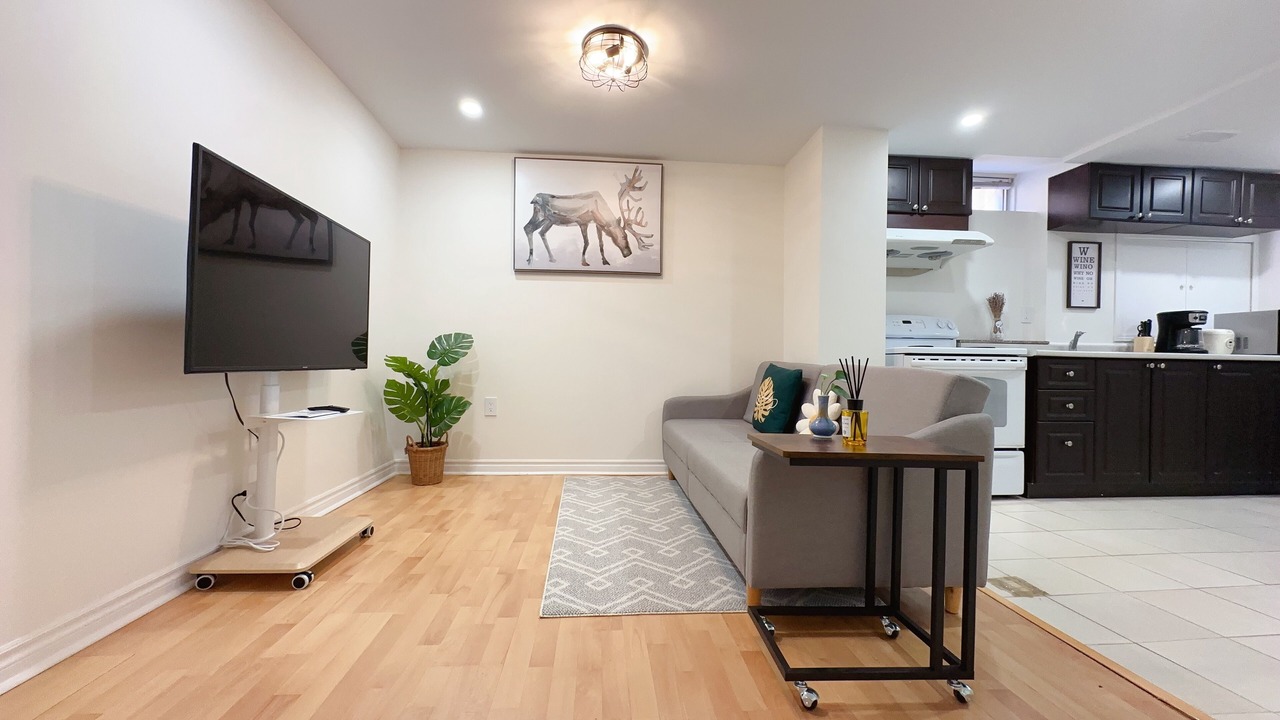 Photo of Livingroom in Markham