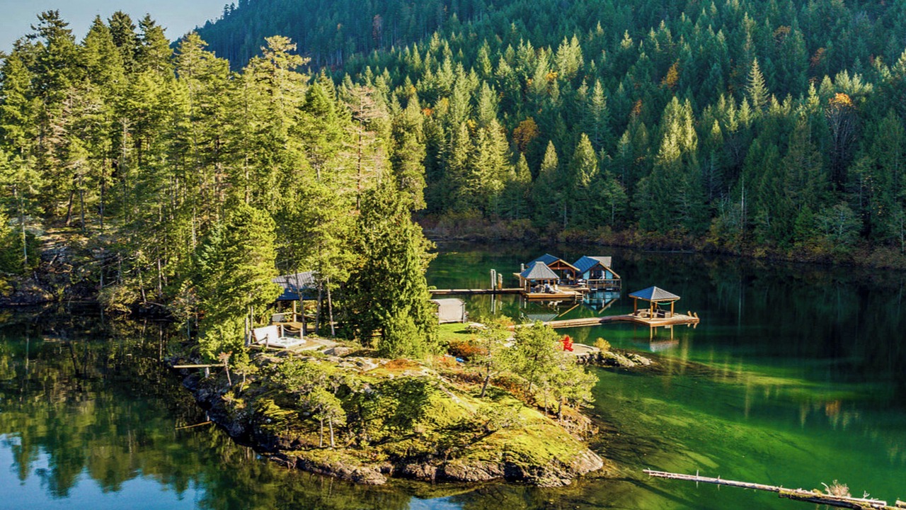 Photo of Others in Sproat Lake