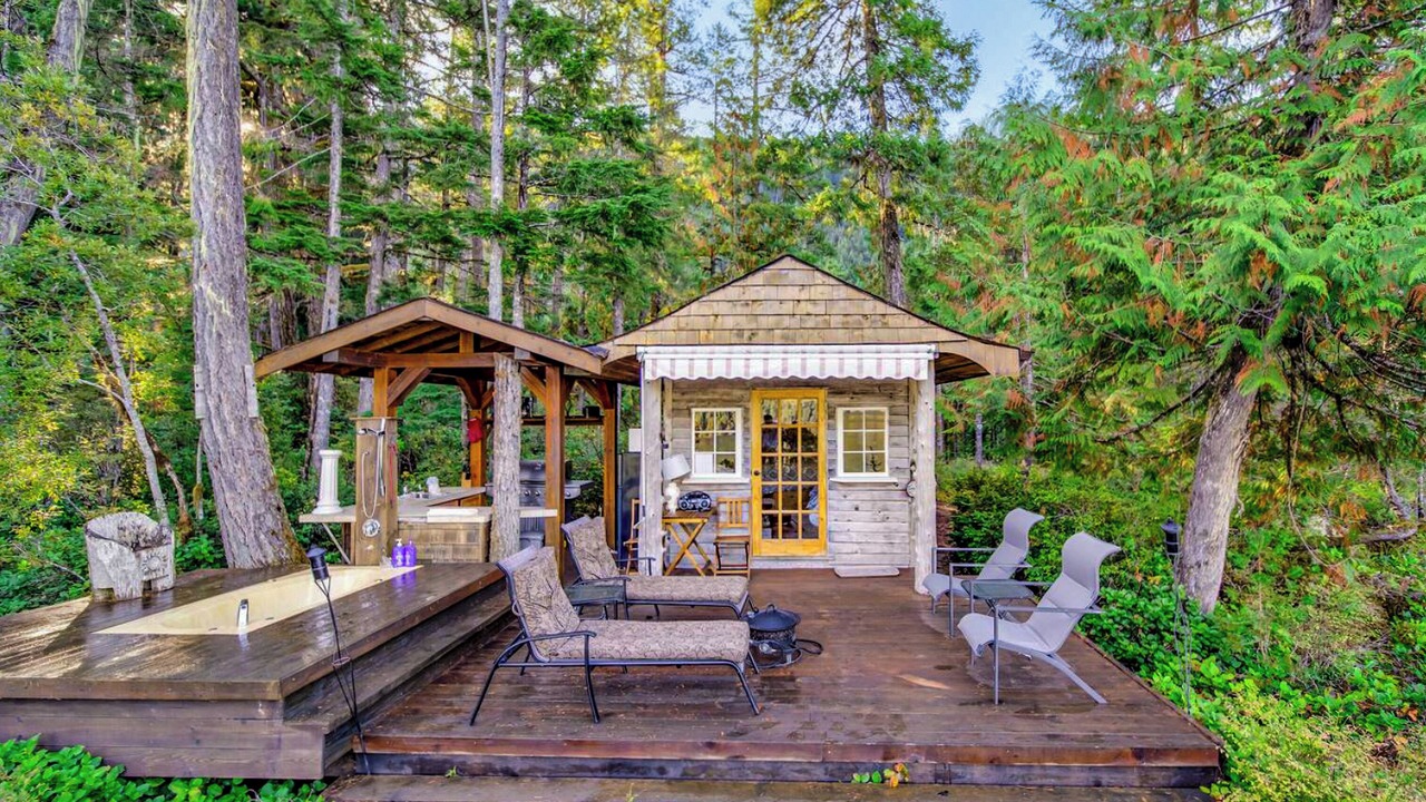 Photo of Patio Balcony in Sproat Lake
