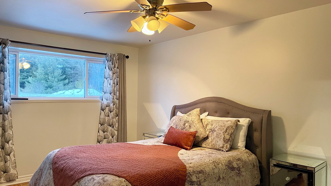 Photo of Bedroom in Harwood