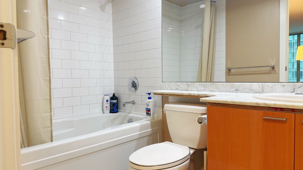 Photo of Bathroom in Coal Harbour