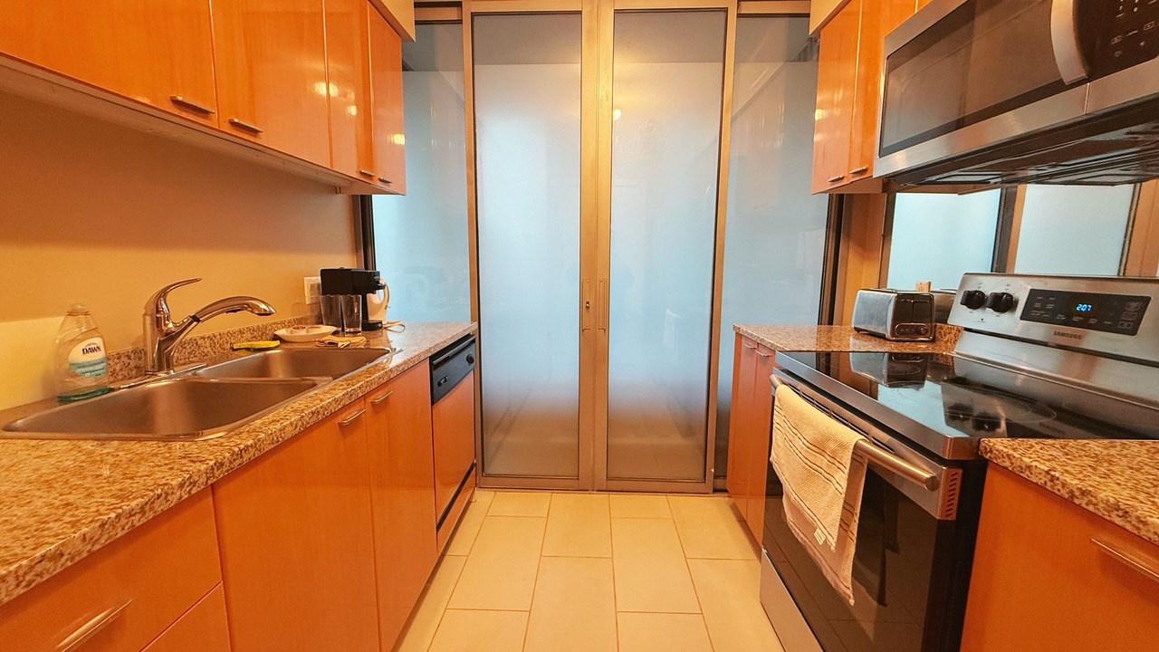 Photo of Kitchen in Coal Harbour