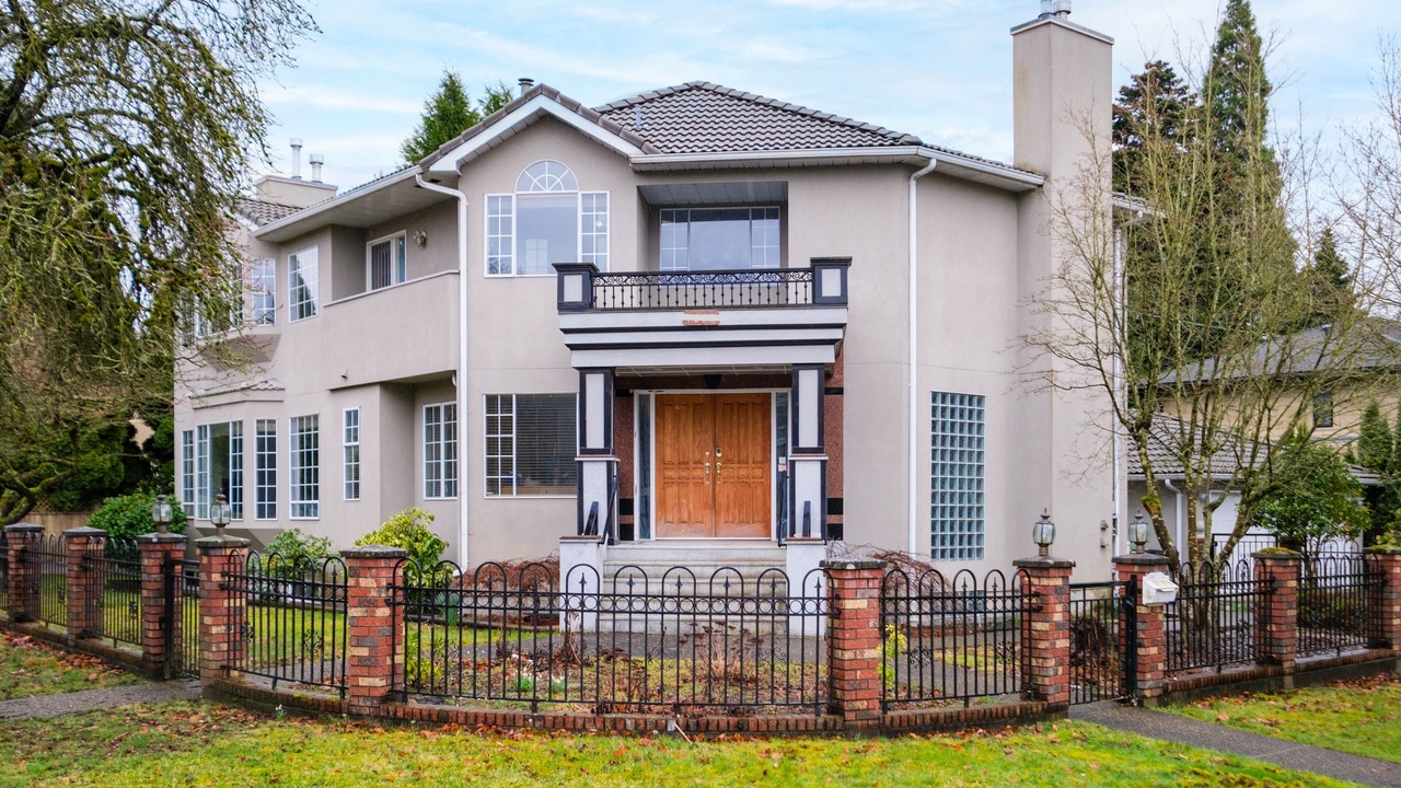 Photo of Outdoor in Oakridge