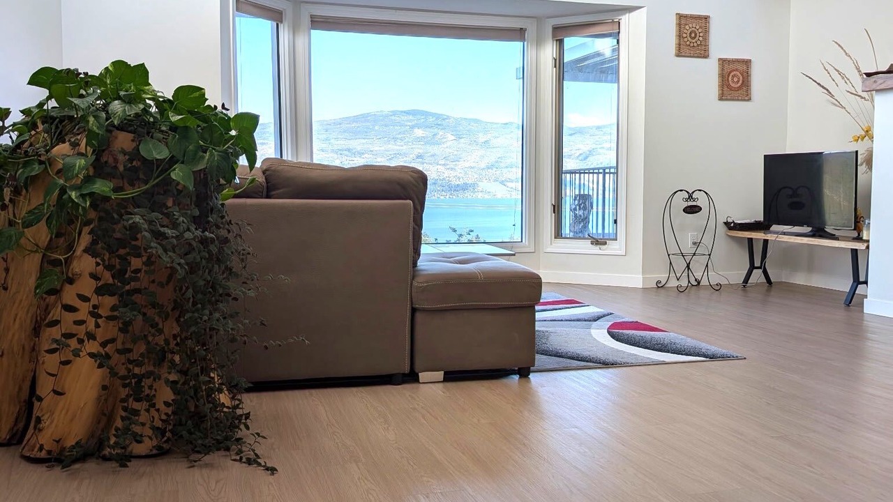Photo of Livingroom in Central Okanagan