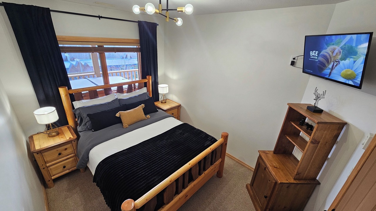 Photo of Bedroom in East Kootenay