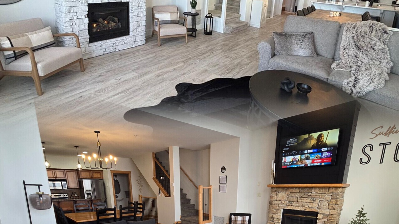 Photo of Livingroom in East Kootenay