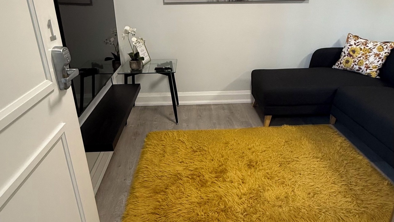 Photo of Livingroom in Ajax