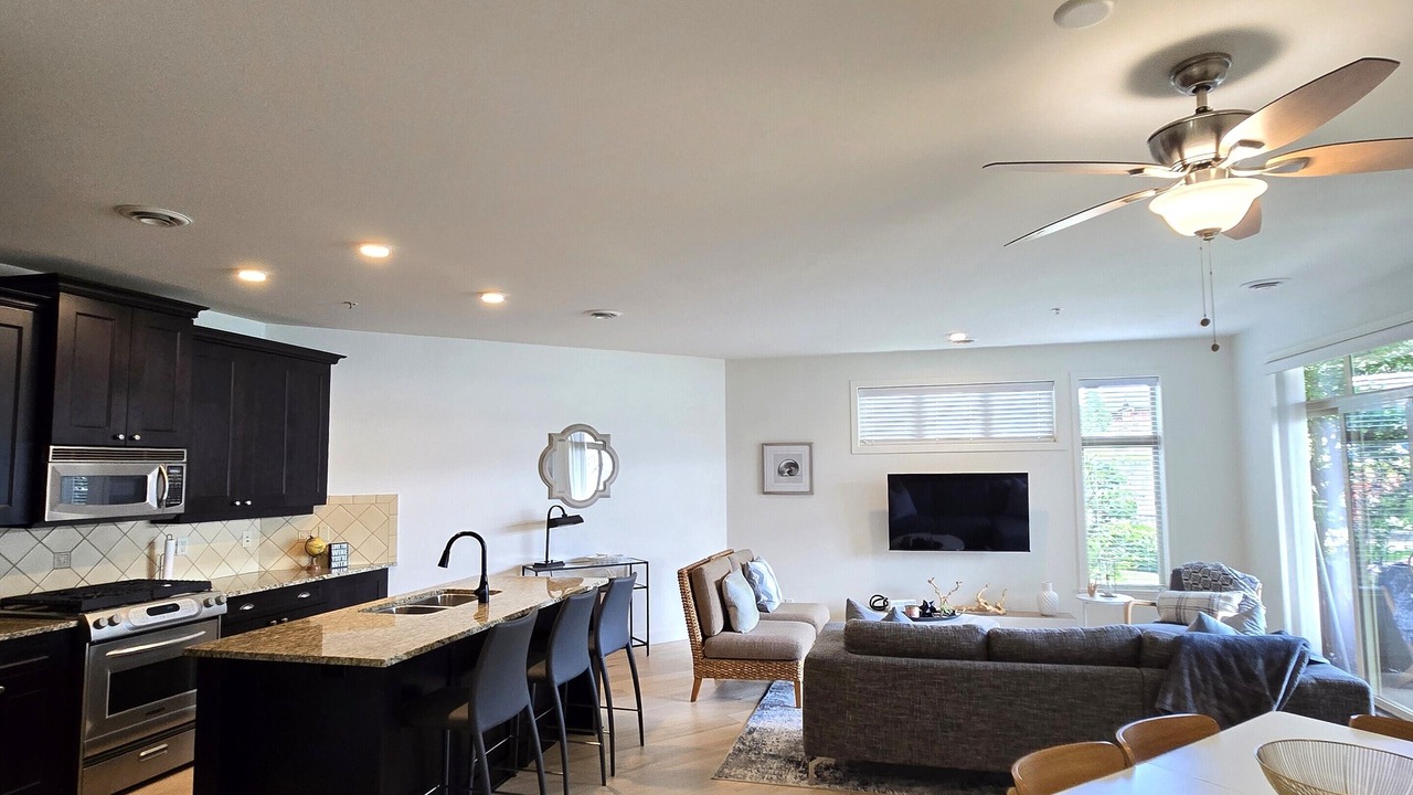 Photo of Livingroom in Westbank