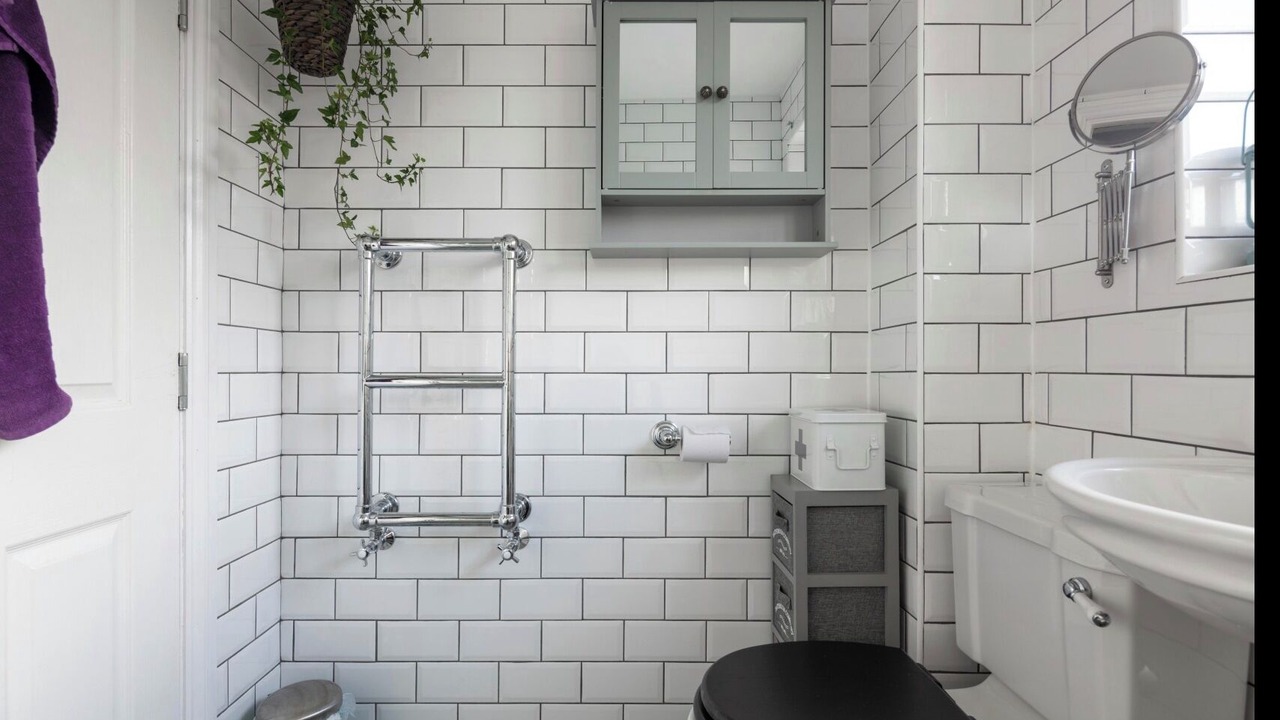 Photo of Bathroom in Cann Hall
