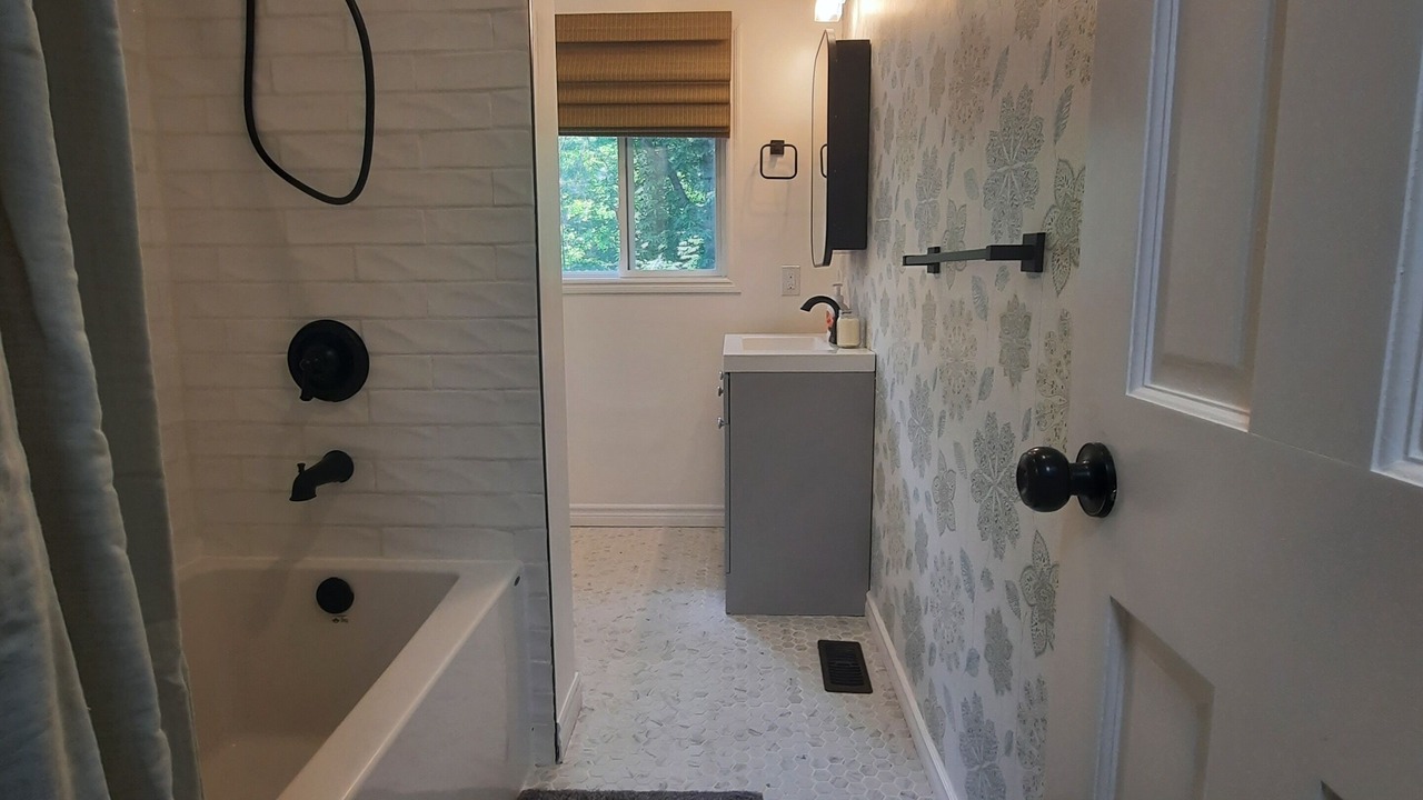Photo of Bathroom in North Kawartha