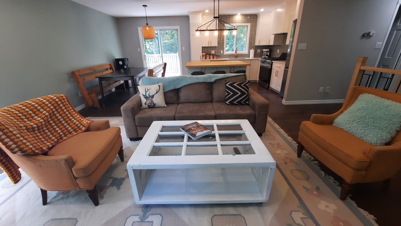 Photo of Livingroom in North Kawartha