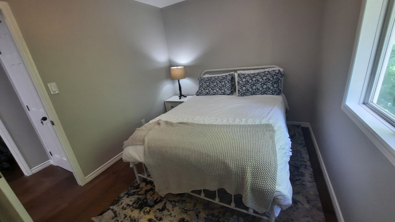 Photo of Bedroom in North Kawartha