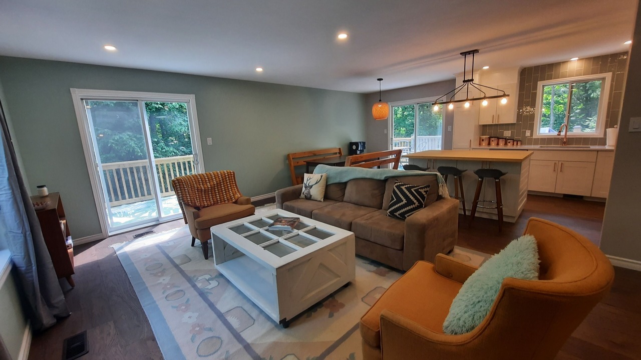 Photo of Livingroom in North Kawartha