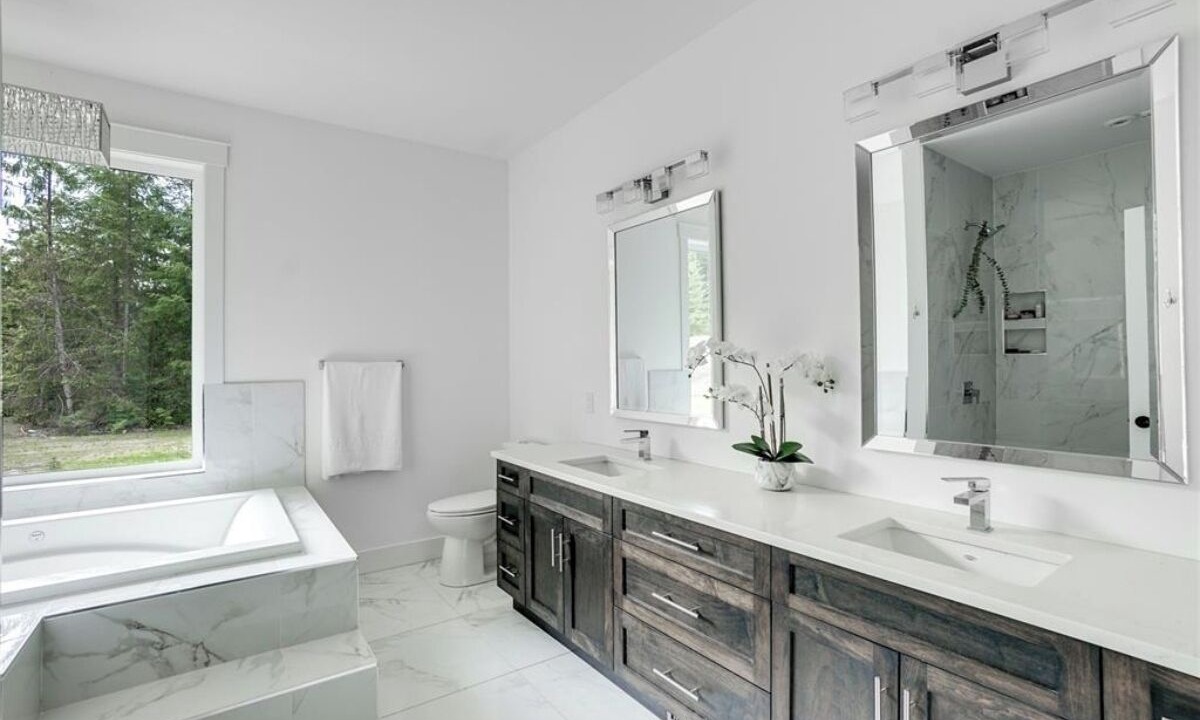 Photo of Bathroom in Shawnigan Lake