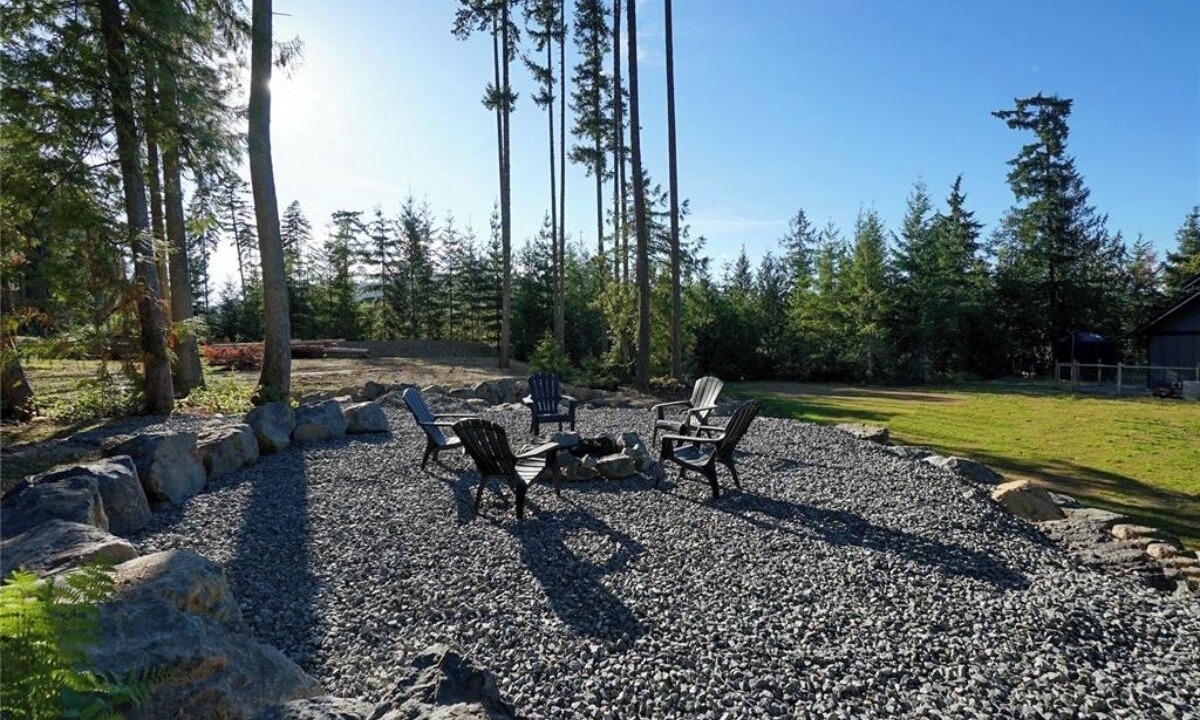 Photo of Outdoor in Shawnigan Lake