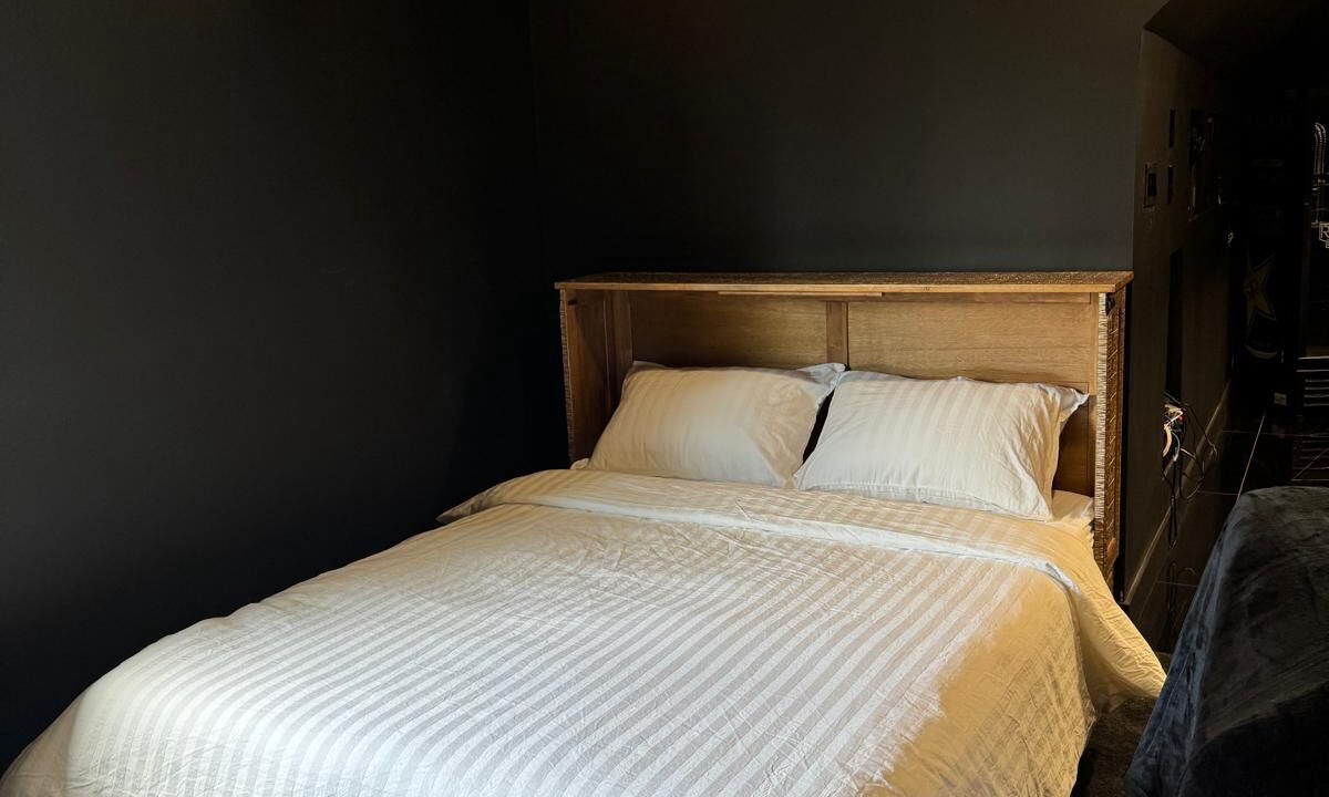 Photo of Bedroom in Shawnigan Lake