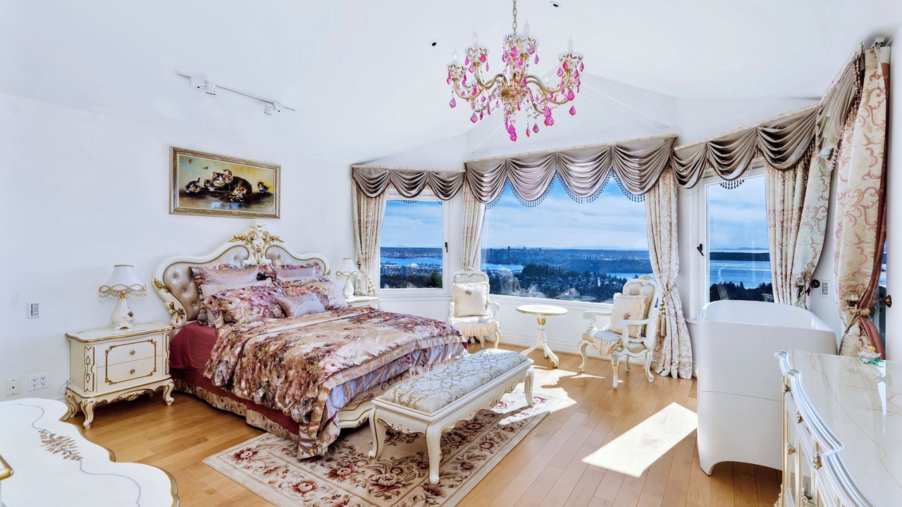 Photo of Bedroom in West Vancouver