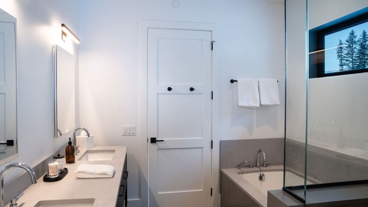 Photo of Bathroom in Revelstoke