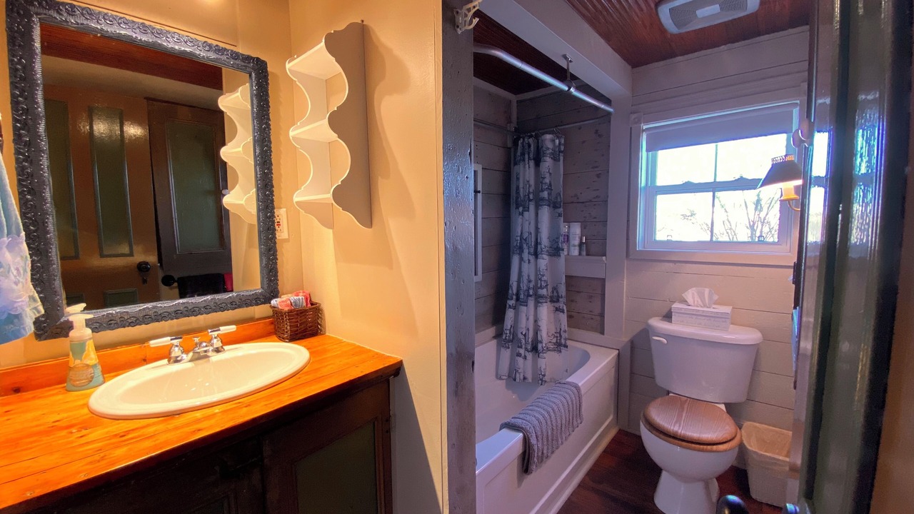 Photo of Bathroom in Twillingate