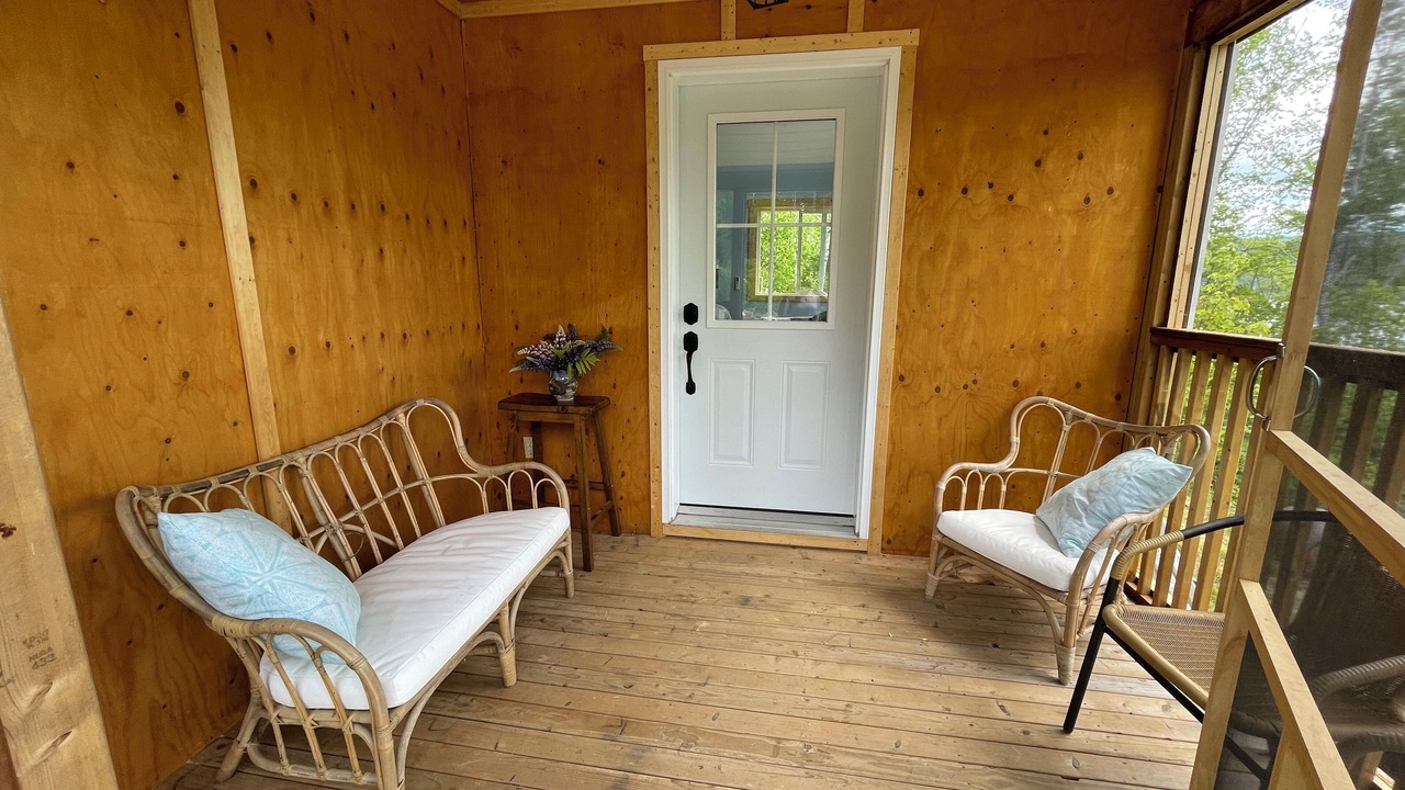 Photo of Patio Balcony in Saint Anns