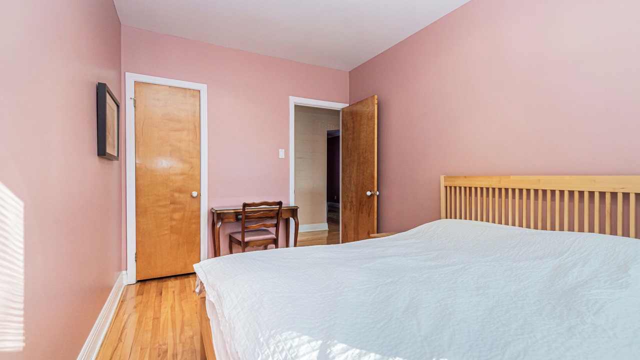 Photo of Bedroom in Cote-Saint-Paul