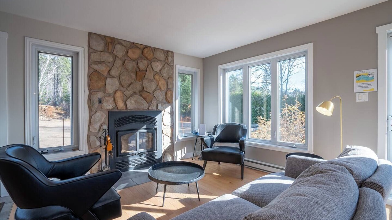 Photo of Livingroom in Saint Come