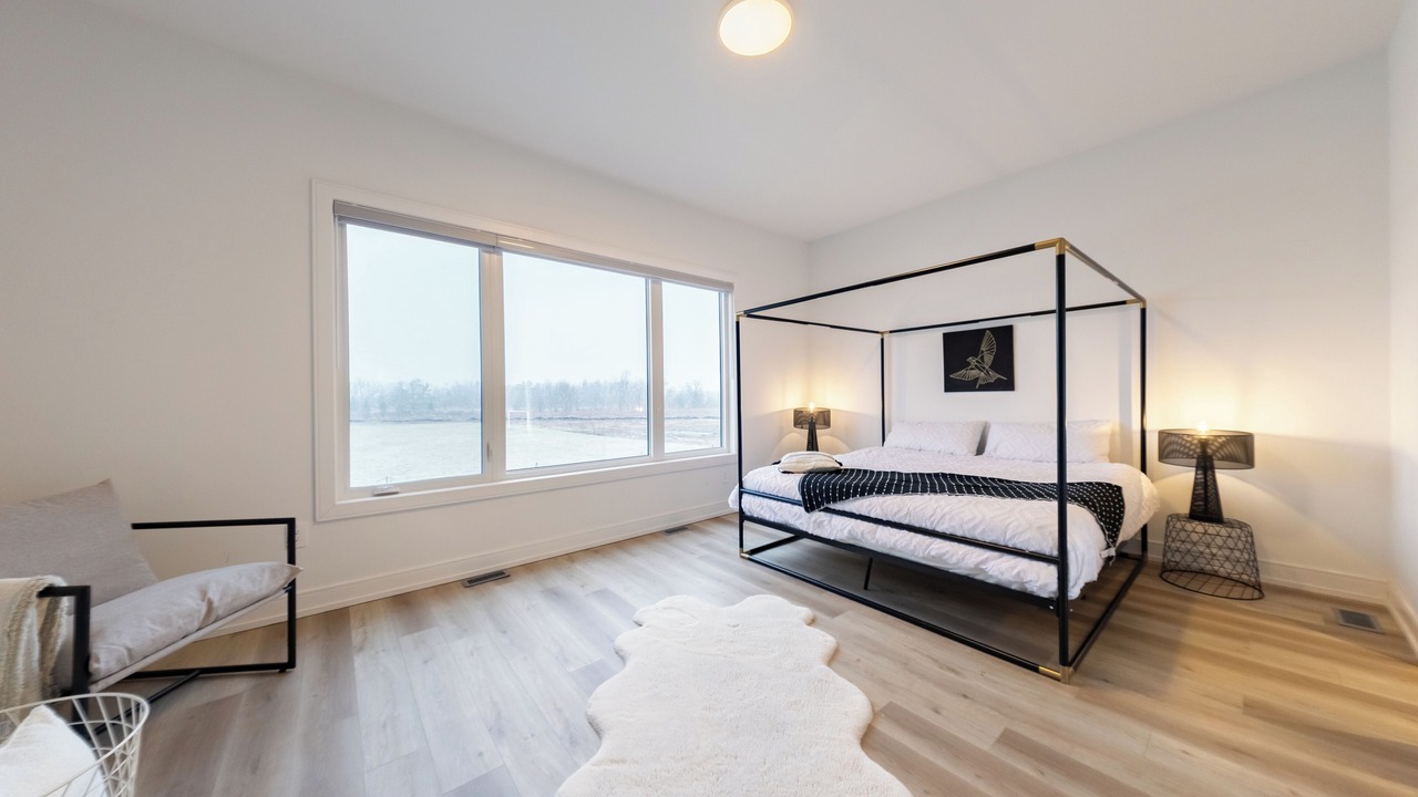 Photo of Bedroom in Cumberland Beach