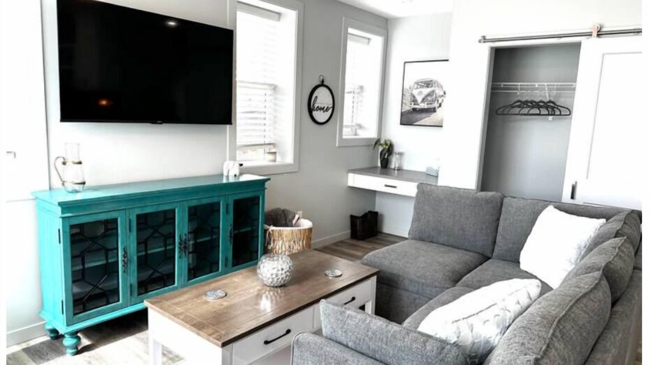 Photo of Livingroom in East Hill