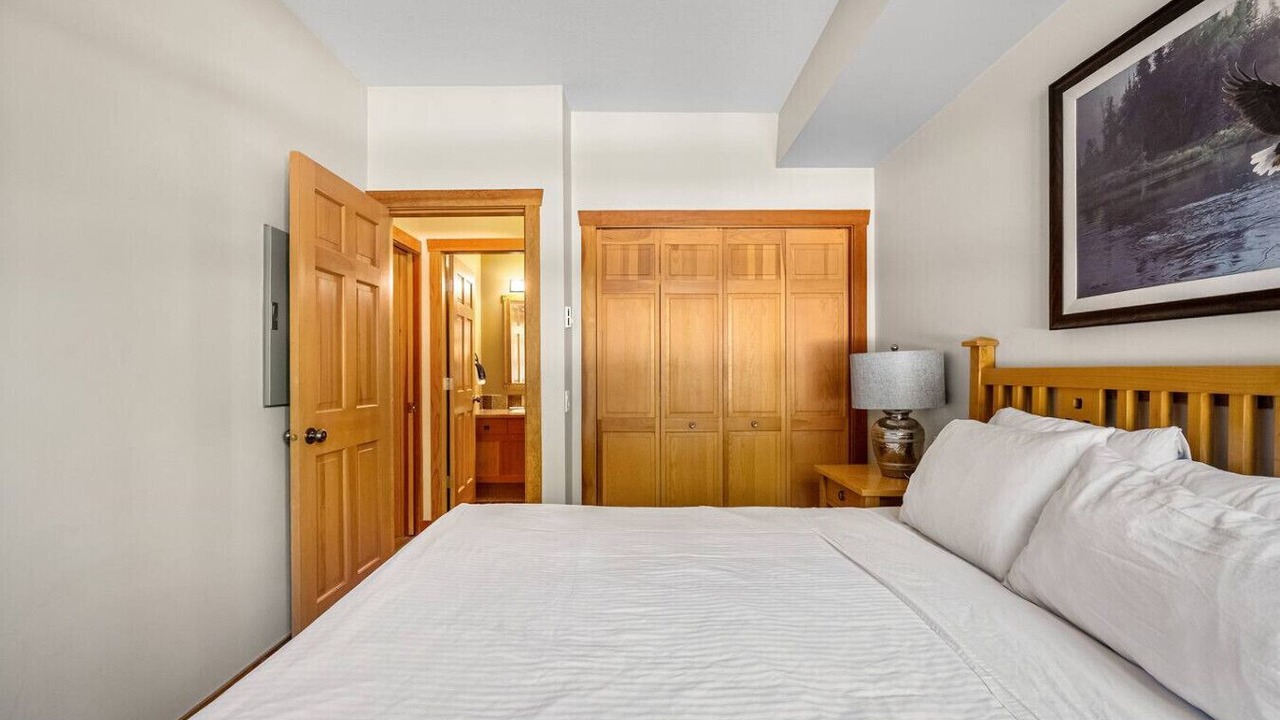 Photo of Bedroom in East Kootenay