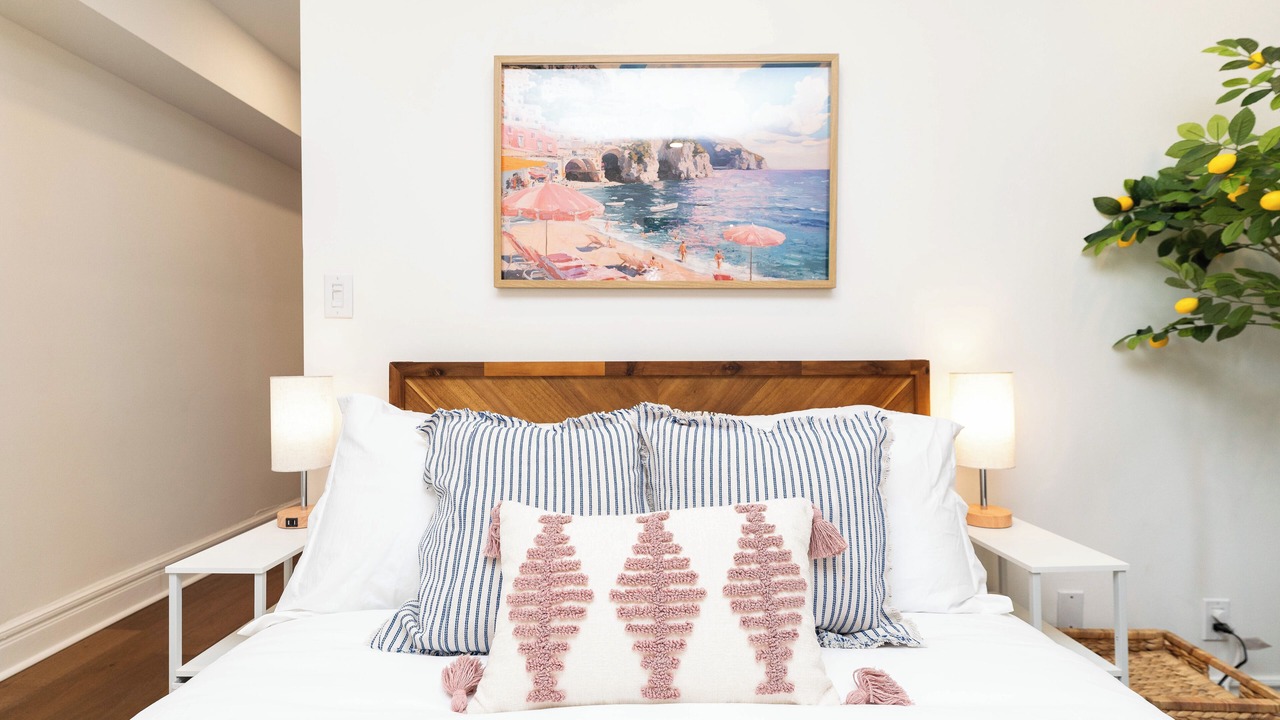 Photo of Bedroom in Upper Beaches