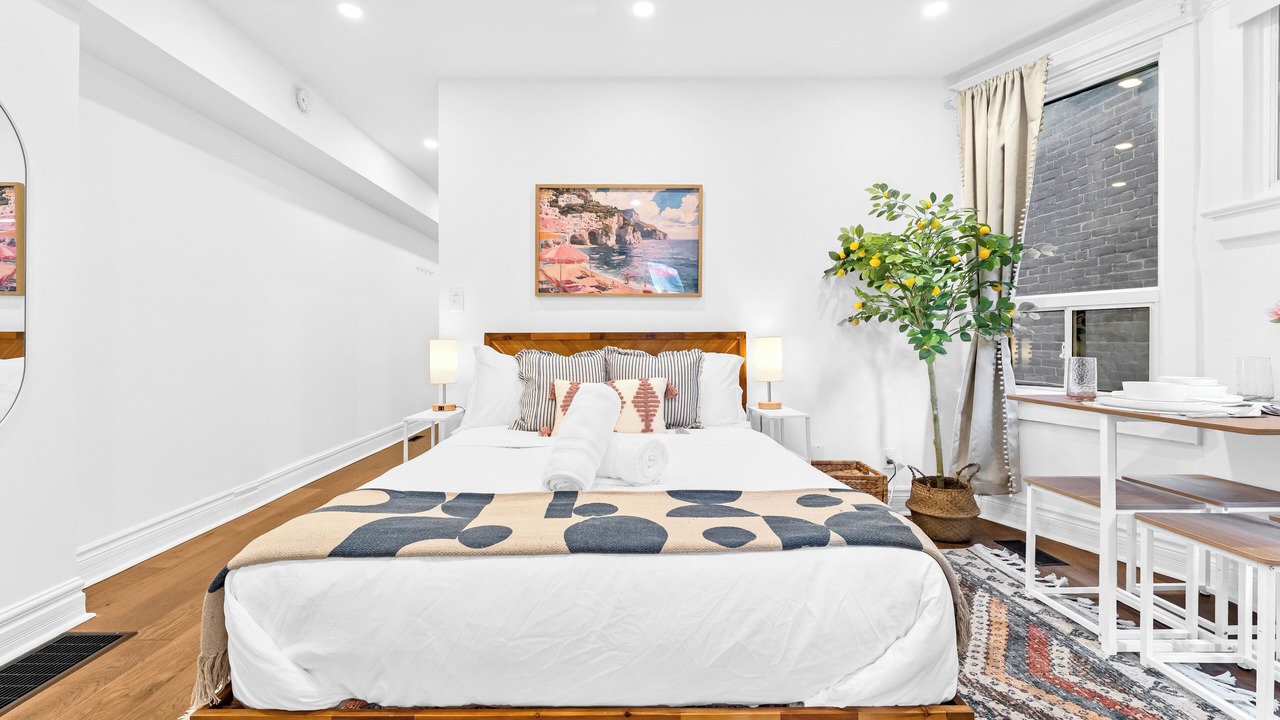 Photo of Bedroom in Upper Beaches