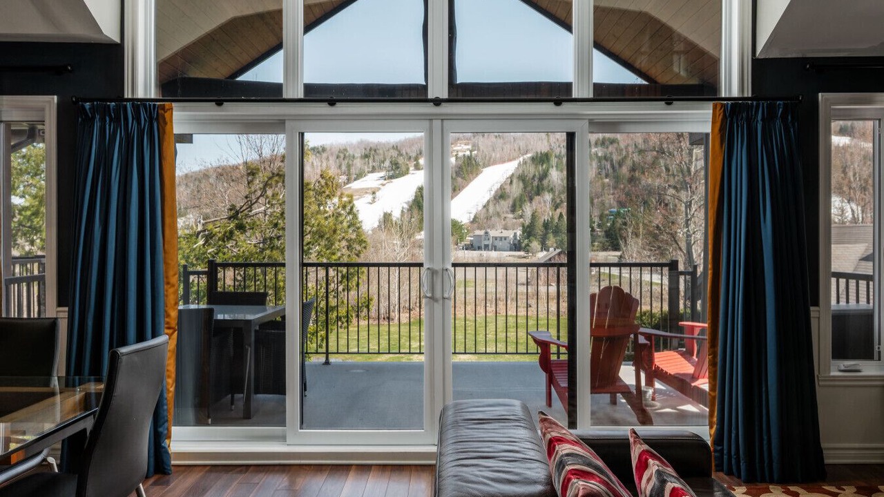Photo of Livingroom in Saint-Sauveur